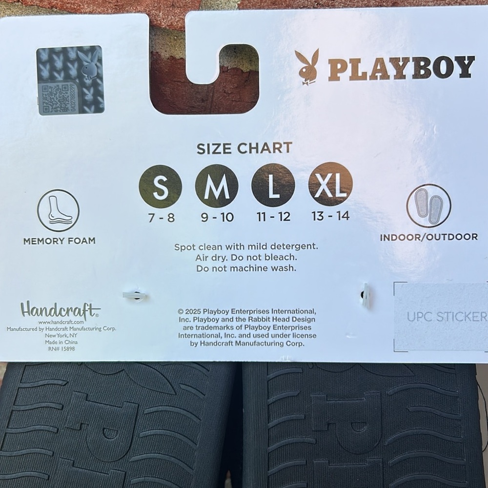 PLAYBOY BUNNY Authentic Black/Red Logo Detailed Memory Foam Men’s Slippers - Picture 7 of 7